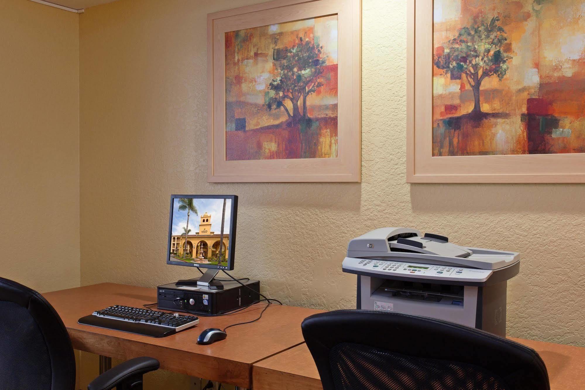 La Quinta By Wyndham Orange County Airport Santa Ana Exterior foto