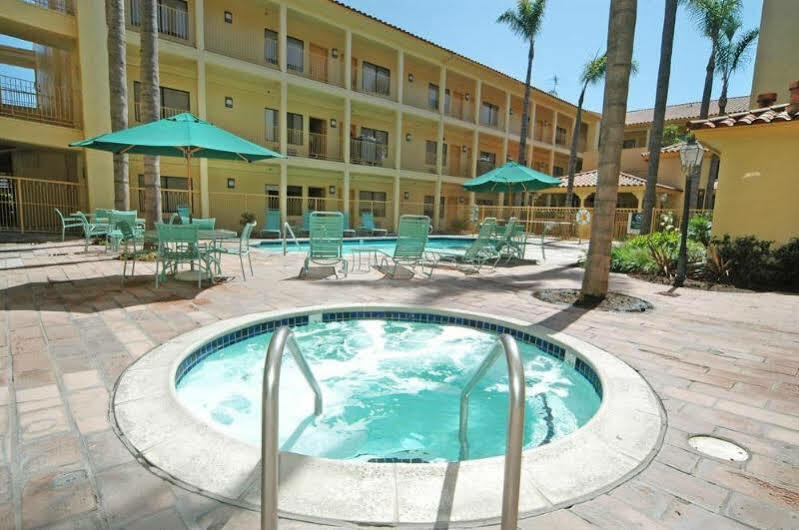 La Quinta By Wyndham Orange County Airport Santa Ana Exterior foto
